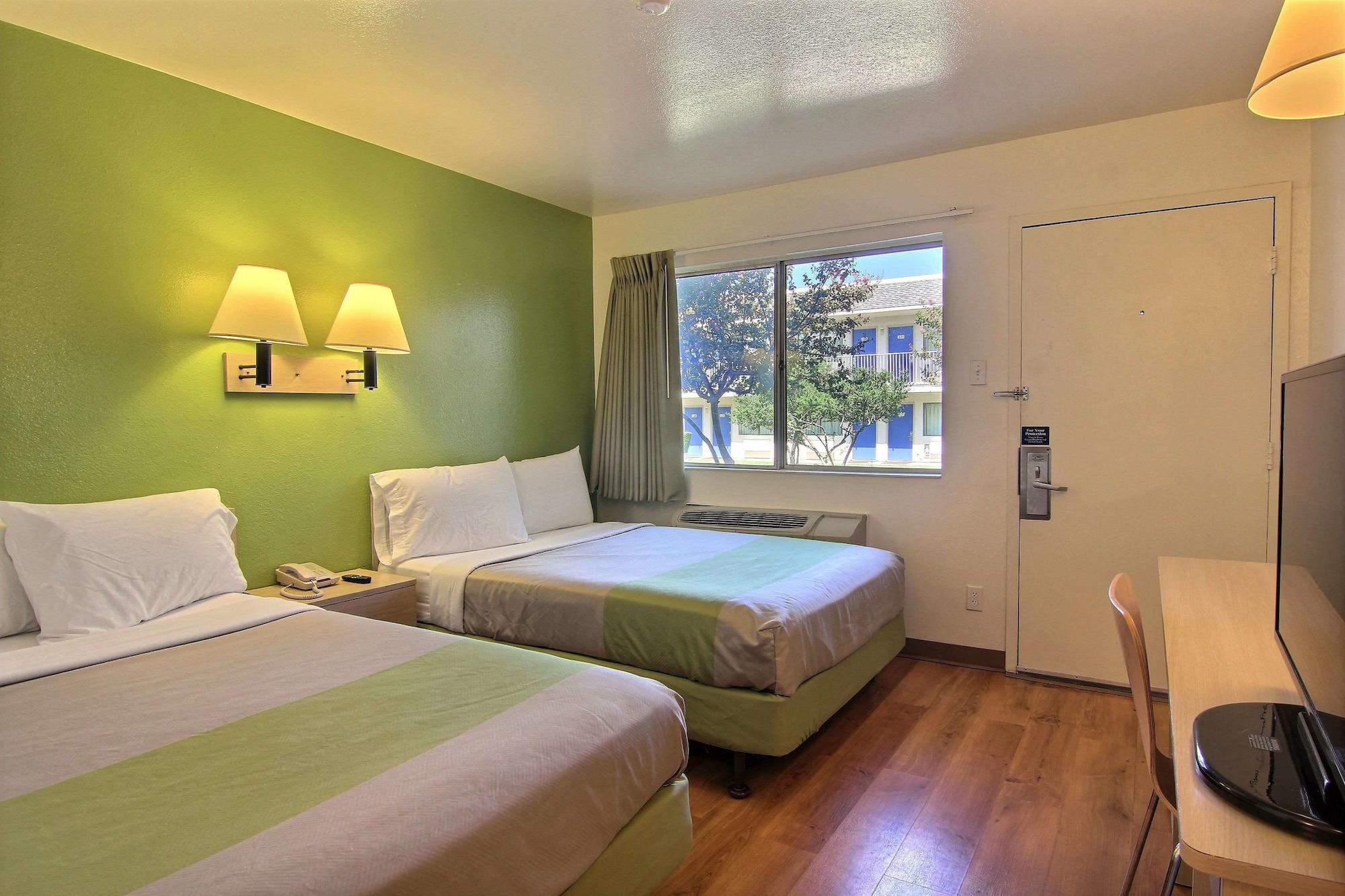 Motel 6-Austin, Tx - North Екстериор снимка