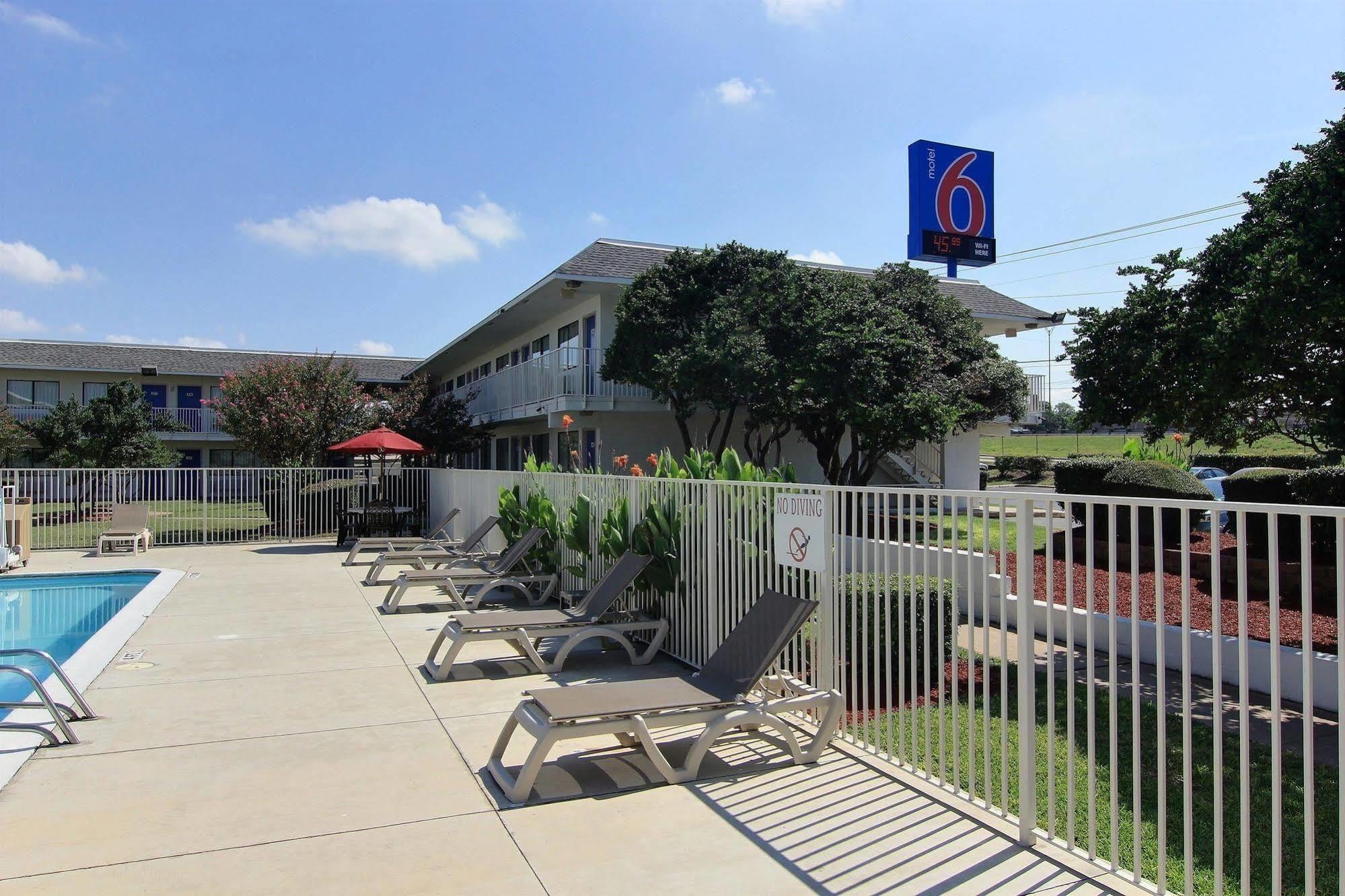 Motel 6-Austin, Tx - North Екстериор снимка